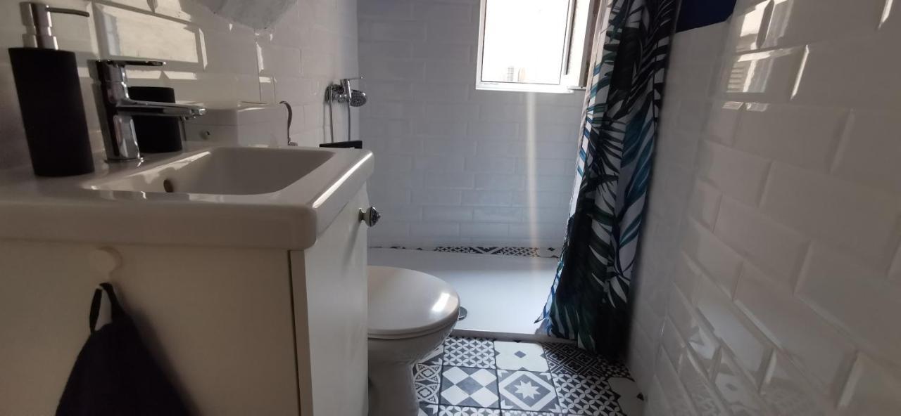 Vacation Home Kovachnica Vrbnik Bagian luar foto